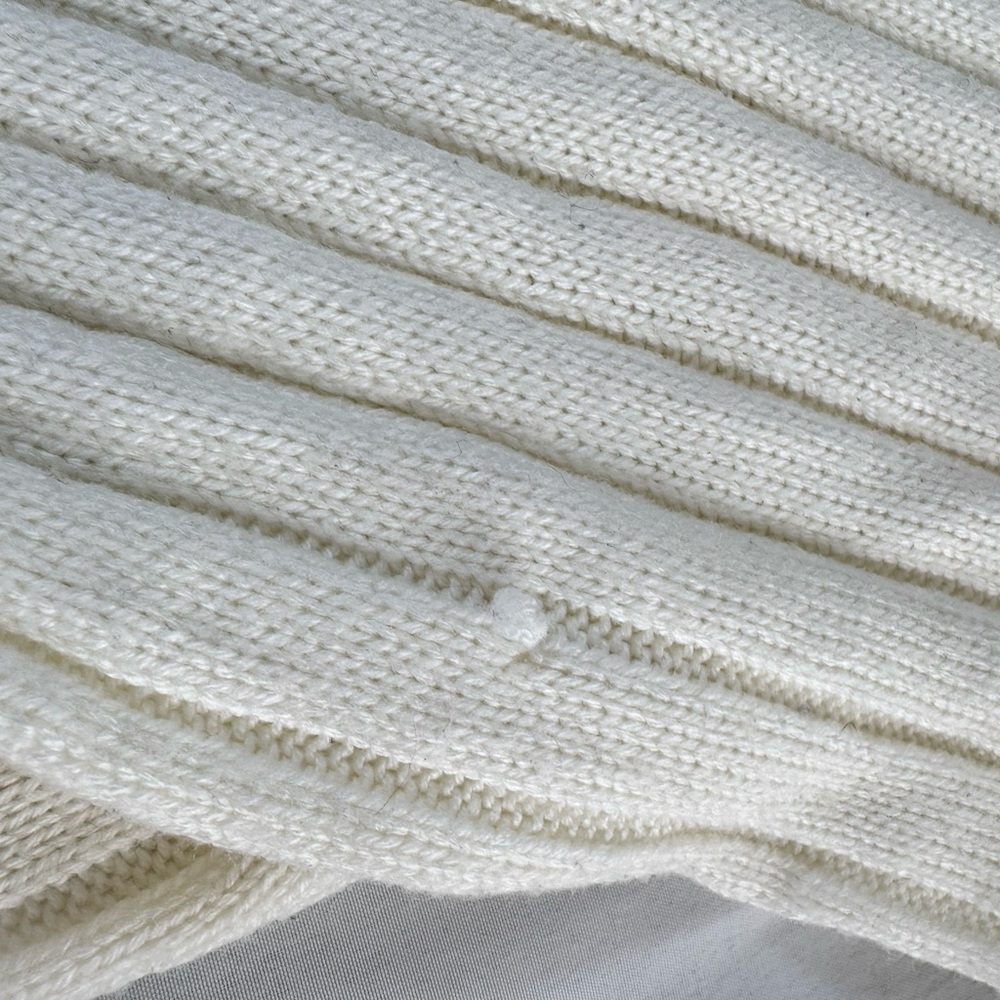 Cream Ribbed Knit Sweater - Picture 5 of 8
